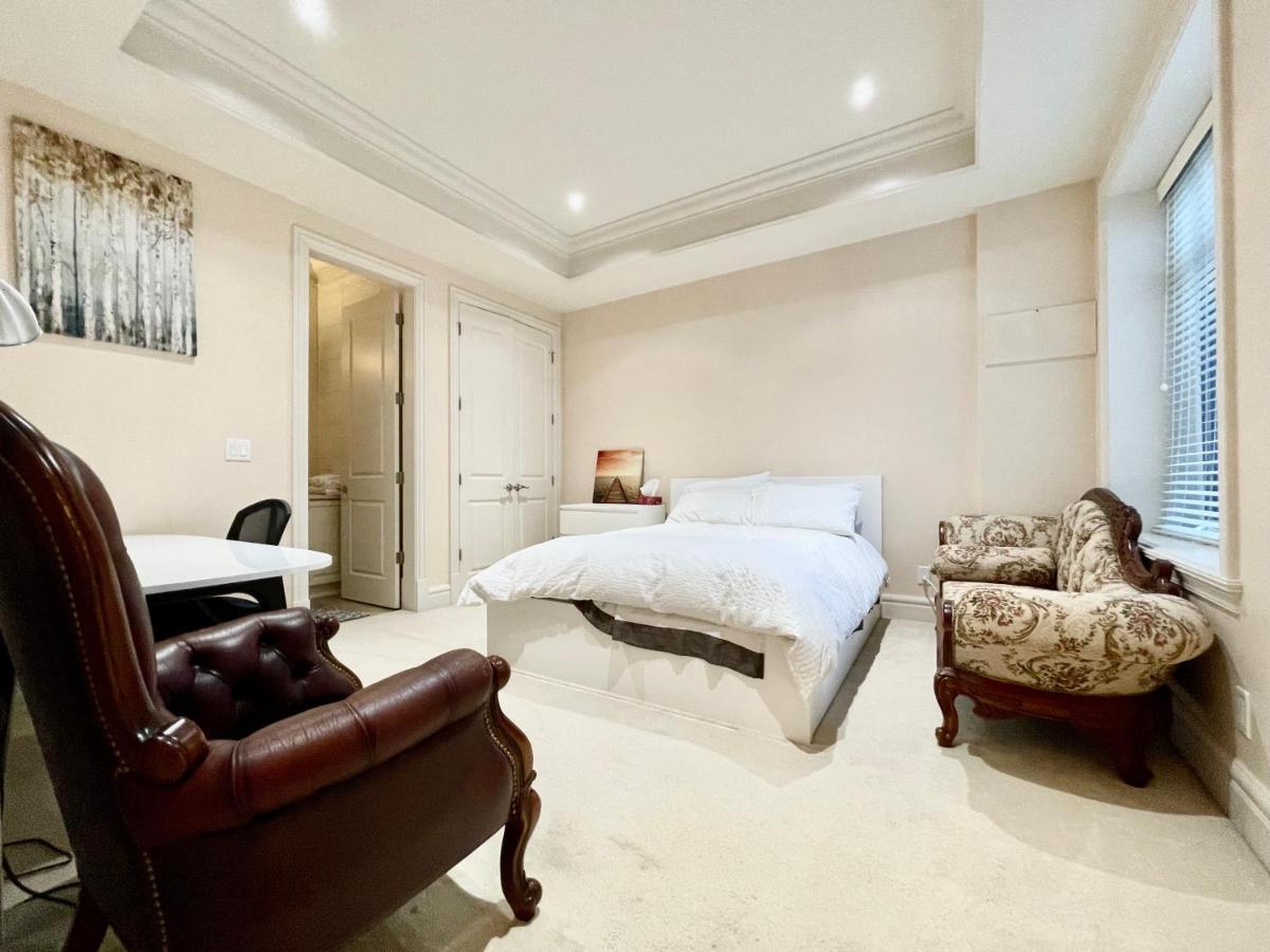 Vancouver Luxury Hotel Εξωτερικό φωτογραφία